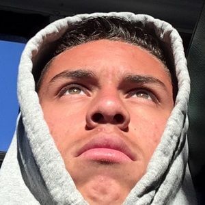 Meet your Posher, Ethan